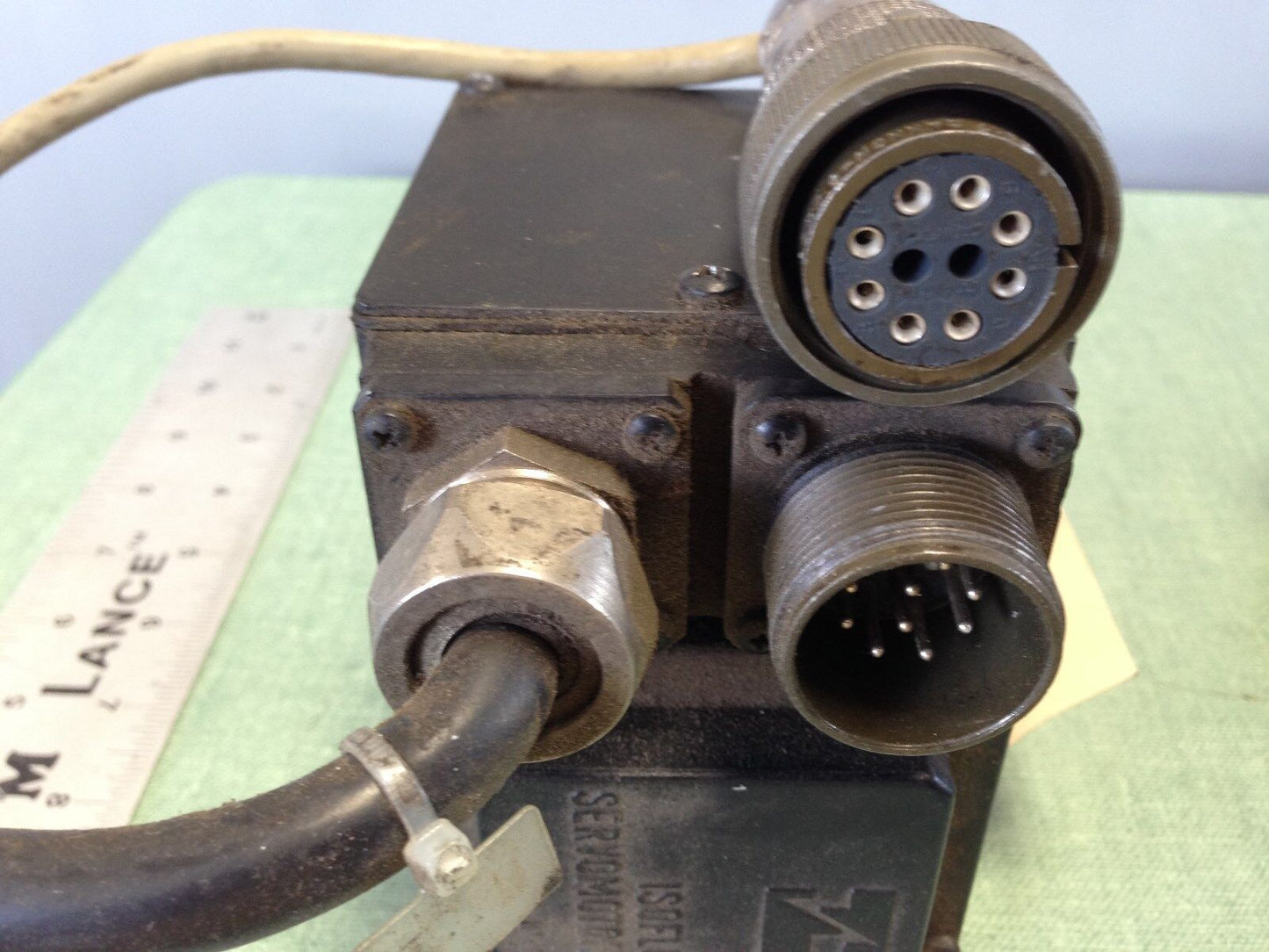 Isoflux 641.1.30.94/18 Servo Motor, 3000-Rpm, 235A, 6.6A,641.1.30.94/19,St,Ap
